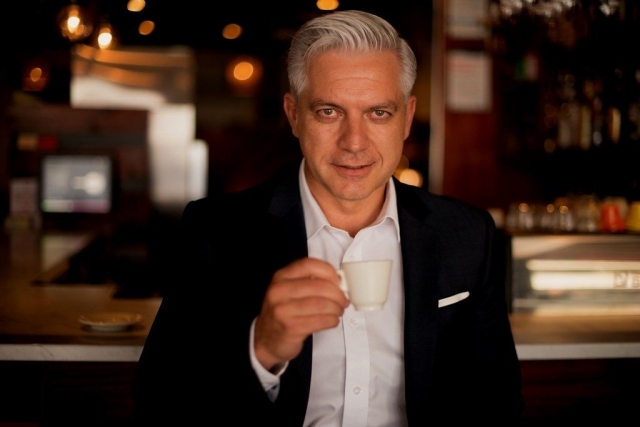 Mens-Suit-Warehouse-2-1024×683-640×480